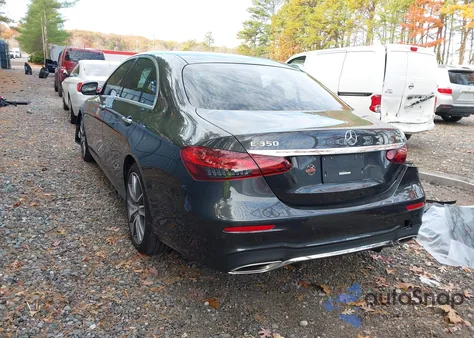 2023 Mercedes-Benz E 350 4Matic z USA, uszkodzony, nr VIN W1KZF8EB3PB187463